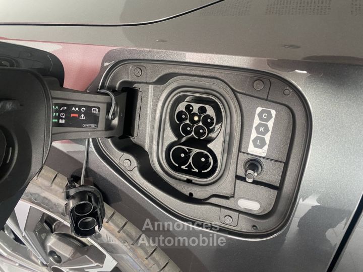 Audi A3 Sportback 40 TFSI e Hybride rechargeable 204 S tronic 6 S line - 12