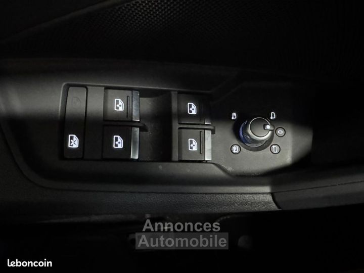 Audi A3 Sportback 35 TFSI Mild Hybrid 150 S-Tronic 7 S-Line ORIGINE FRANCE - 17