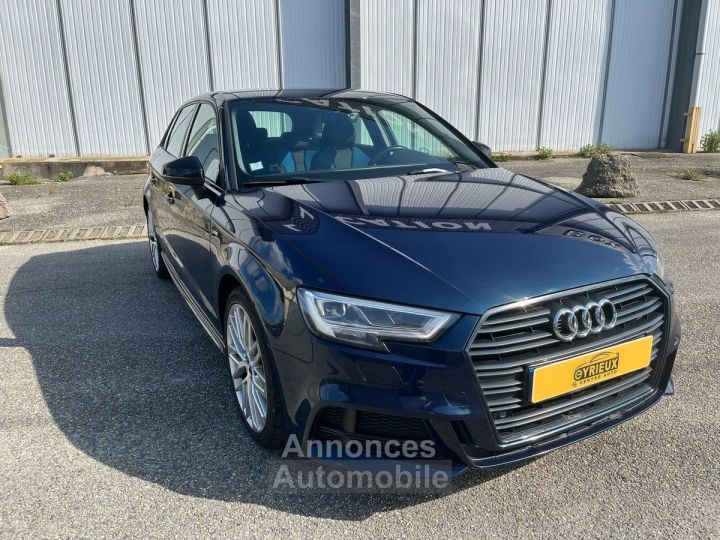 Audi A3 Sportback 30 TFSI 116 S tronic 7 Midnight Series - 3