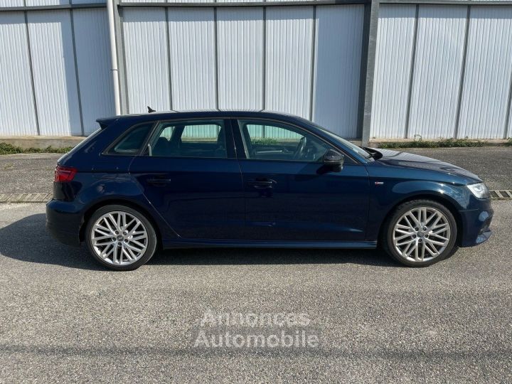 Audi A3 Sportback 30 TFSI 116 S tronic 7 Midnight Series - 4