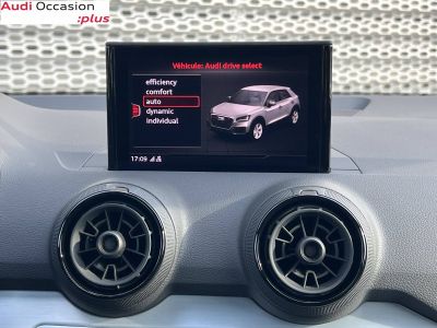 Audi Q2 14 TFSI COD 150 ch S tronic 7 S Line   - 16