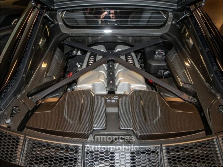 Audi R8 V10 52 FSI 620 S tronic 7 Performance Quattro - 12