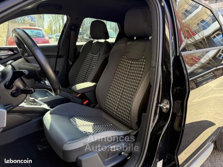 Audi A1 Sportback 20 40 TFSI 200 S-LINE S-TRONIC BVA - 12
