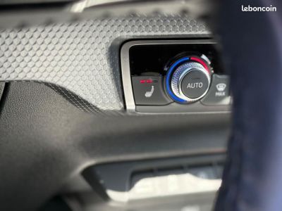 Audi A1 Sportback 20 40 TFSI 200 S-LINE S-TRONIC BVA   - 19