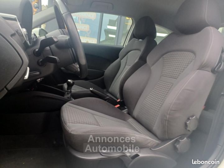 Audi A1 16 TDI 105 AMBITION - 5