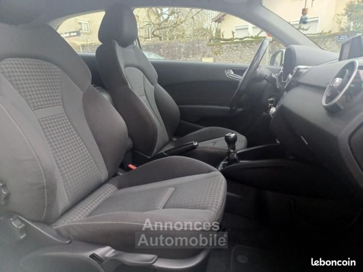 Audi A1 16 TDI 105 AMBITION - 6