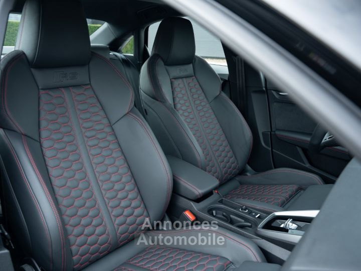 Audi RS3 Sedan - 18