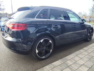 Audi A3 Sportback 20 tdi 150 s line tronic 6 chauffage stationnaire camera de recul regulateur vitesse navigation   - 8