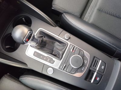 Audi A3 Sportback 20 tdi 150 s line tronic 6 chauffage stationnaire camera de recul regulateur vitesse navigation   - 13