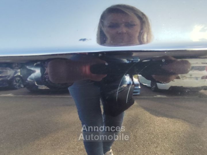 Audi A3 Sportback 20 tdi 150 s line tronic 6 chauffage stationnaire camera de recul regulateur vitesse navigation - 38