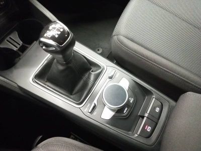 Audi Q2 35 TFSI 150 BVM6 Design   - 24