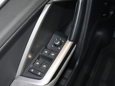 Audi Q3 Sportback S-Line Design Luxe 35 TFSI 150 S-Tronic GPS Virtual Cuir Attelage Hayon ACC Induction Pré Sense Drive JA 18   - 22