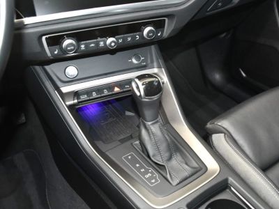 Audi Q3 Sportback S-Line Design Luxe 35 TFSI 150 S-Tronic GPS Virtual Cuir Attelage Hayon ACC Induction Pré Sense Drive JA 18   - 24