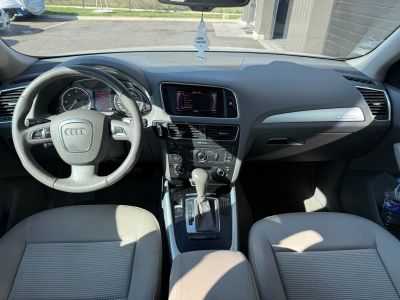 Audi Q5 business 20 tdi 170 ch quattro line s tronic 7 avec gulateur climatisation bi-zone palettes au volant   - 9