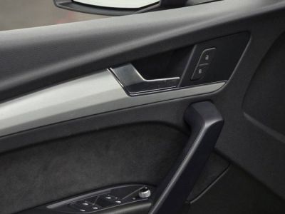 Audi Q5 40 TDI quattro S line cuir Nappa Pano TeteHaute   - 12