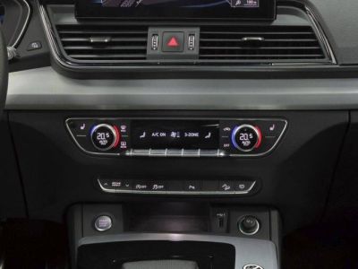 Audi Q5 40 TDI quattro S line cuir Nappa Pano TeteHaute   - 18