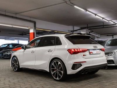 Audi S3 Sportback 20 TFSI quattro Matrix Pano HuD   - 3