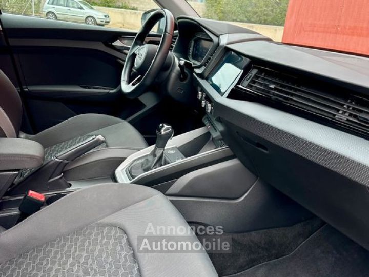 Audi A1 Sportback 25 TFSI 95ch S line tronic 7 1 ° main origine France TVA Apparente - 10