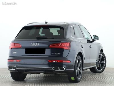 Audi Q5 55 TFSI e quattro S line GPS-LED-VIRTUAL COCKPIT-ATTACHE REMORQUE PIVOTANTE-TOIT OUVRANT PANRAMIQUE-JANTES 20-BANG & OLUfFSEN   - 3