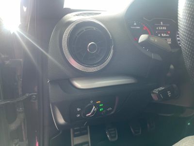 Audi A3 BERLINE 20 TDI 150 S Line/SUIVIE D'ENTRETIEN/CARPLAY/DRIVE SELECT   - 24