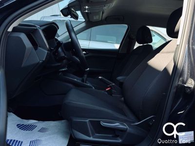 Audi A1 Sportback 10i Feux led Sieges chauff Car play   - 9