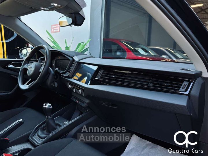Audi A1 Sportback 10i Feux led Sieges chauff Car play - 12