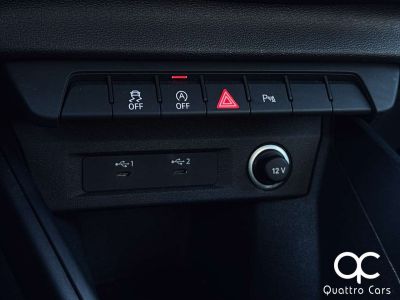 Audi A1 Sportback 10i Feux led Sieges chauff Car play   - 20