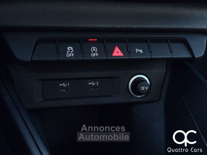 Audi A1 Sportback 10i Feux led Sieges chauff Car play - 20