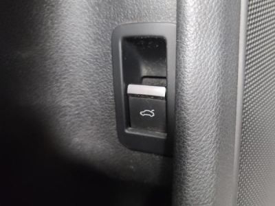 Audi A4 20 TDI 150ch S line tronic 7   - 15