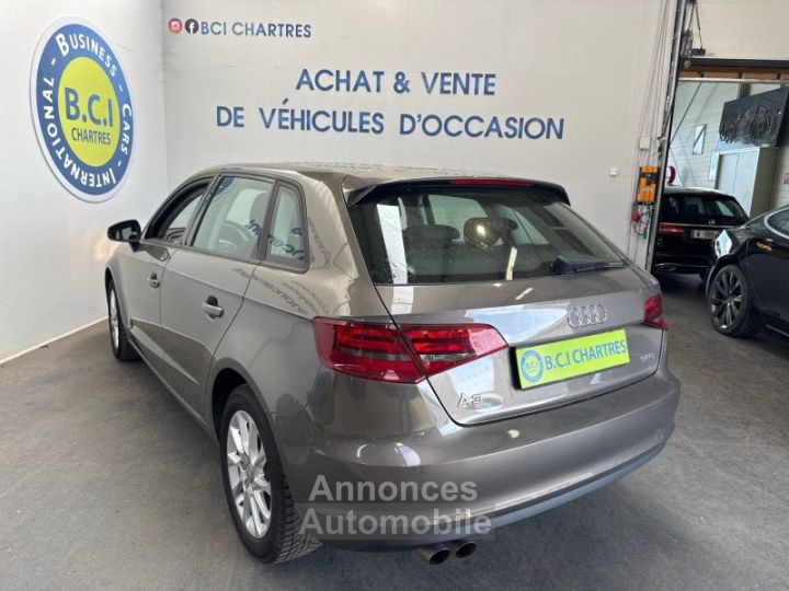 Audi A3 Sportback 14 TFSI 150CH ULTRA COD AMBIENTE S TRONIC 7 - 4