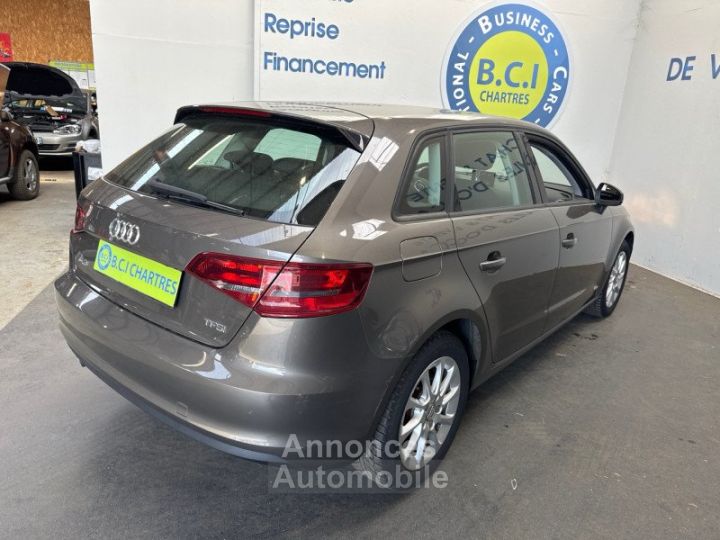 Audi A3 Sportback 14 TFSI 150CH ULTRA COD AMBIENTE S TRONIC 7 - 5