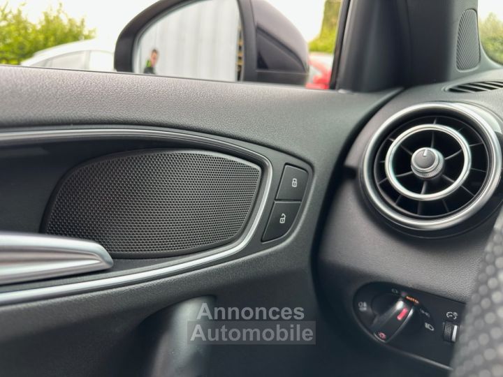 Audi A1 Sportback 18 TFSI 192 S tronic S line - SGES CHAUFF - SELECT DRIVE - 32