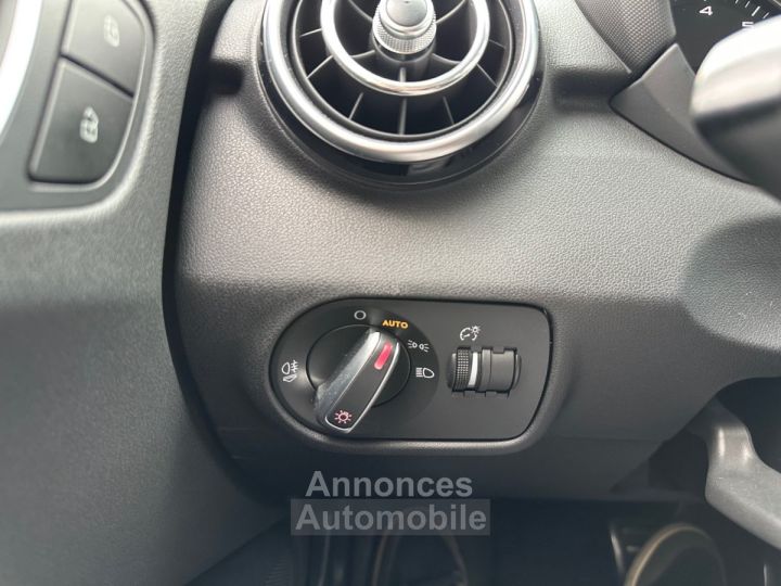 Audi A1 Sportback 18 TFSI 192 S tronic S line - SGES CHAUFF - SELECT DRIVE - 33