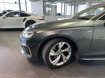 Audi A4 35 TFSI 150 S tronic 7 S line   - 12