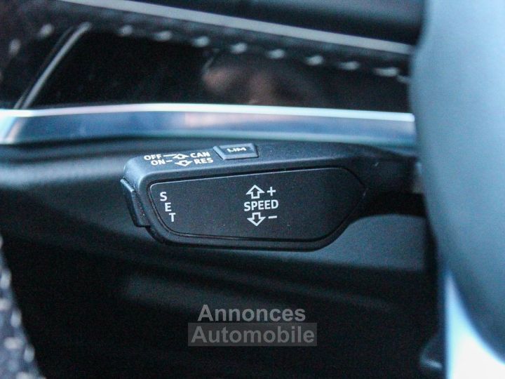 Audi Q3 20 35 TDI 150 S-tronic S Line SELLERIE CUIR - 22