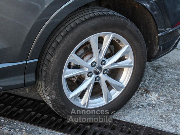 Audi Q3 20 35 TDI 150 S-tronic S Line SELLERIE CUIR - 35