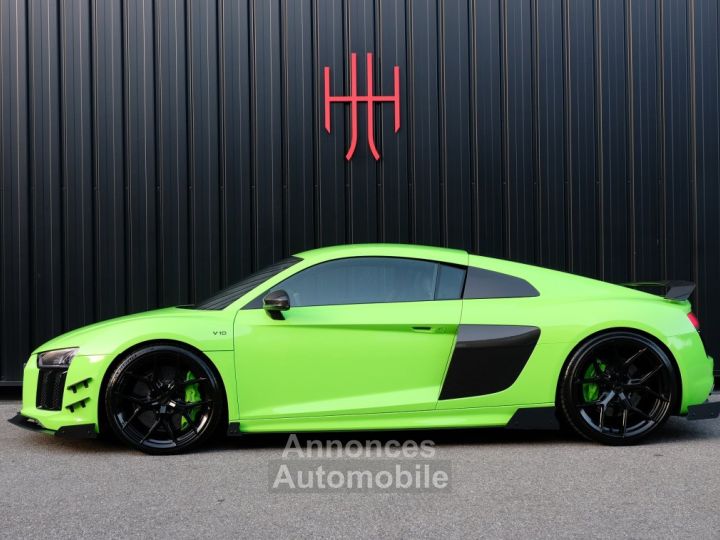 Audi R8 V10 PLUS - 1