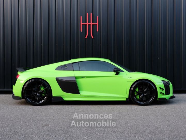 Audi R8 V10 PLUS - 2