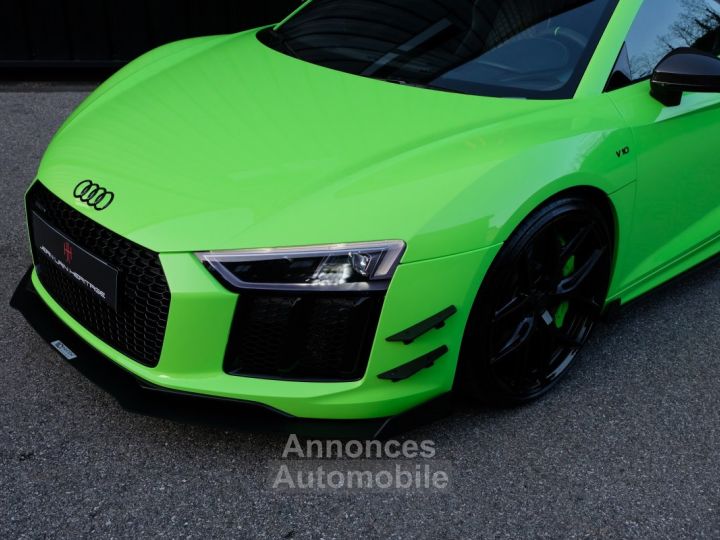 Audi R8 V10 PLUS - 6