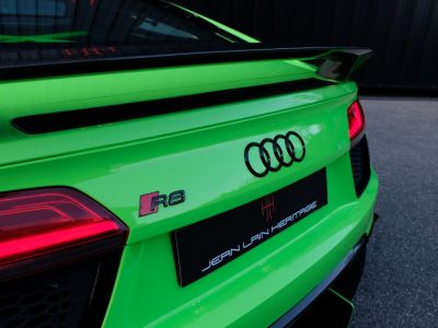 Audi R8 V10 PLUS   - 11