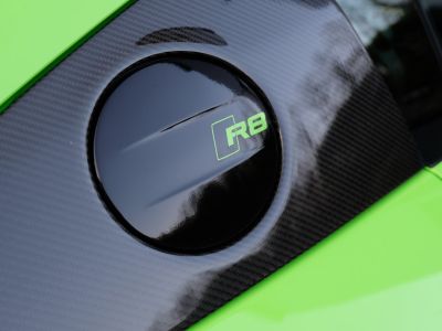 Audi R8 V10 PLUS   - 14
