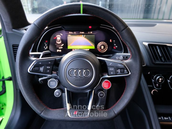 Audi R8 V10 PLUS - 18