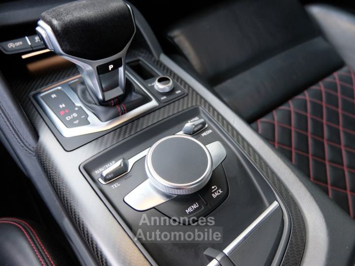 Audi R8 V10 PLUS - 20