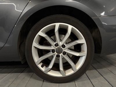 Audi A4 Avant 20 TFSI 190CH ULTRA S LINE S TRONIC 7   - 17