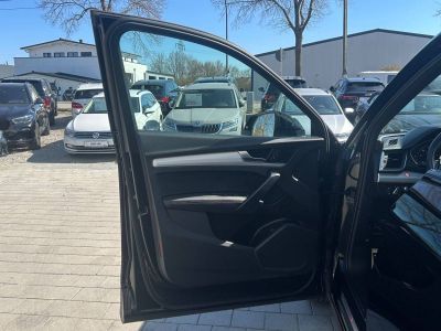 Audi Q5 40 TDI quatS-line TeteHaute LED Pano Attelage   - 12