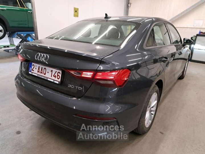 Audi A3 30TDi Sedan Advanced - 3