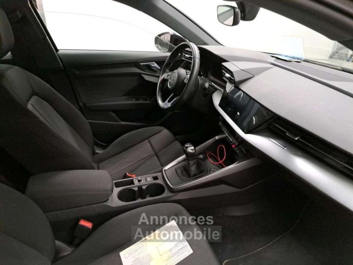 Audi A3 30TDi Sedan Advanced - 5
