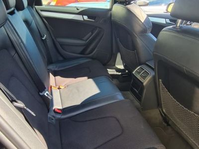 Audi A4 s-line 20 tfsi 211cv s-tronic   - 5