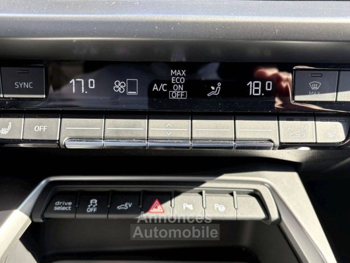 Audi A3 Sportback 40 TFSIe 204 S tronic 6 Design Luxe - 26