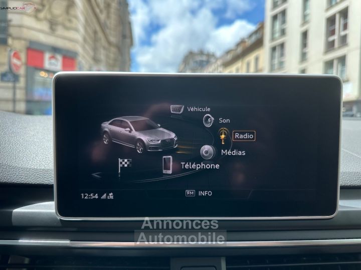 Audi A4 20 TFSI 252 S tronic 7 Quattro Design Luxe - 32